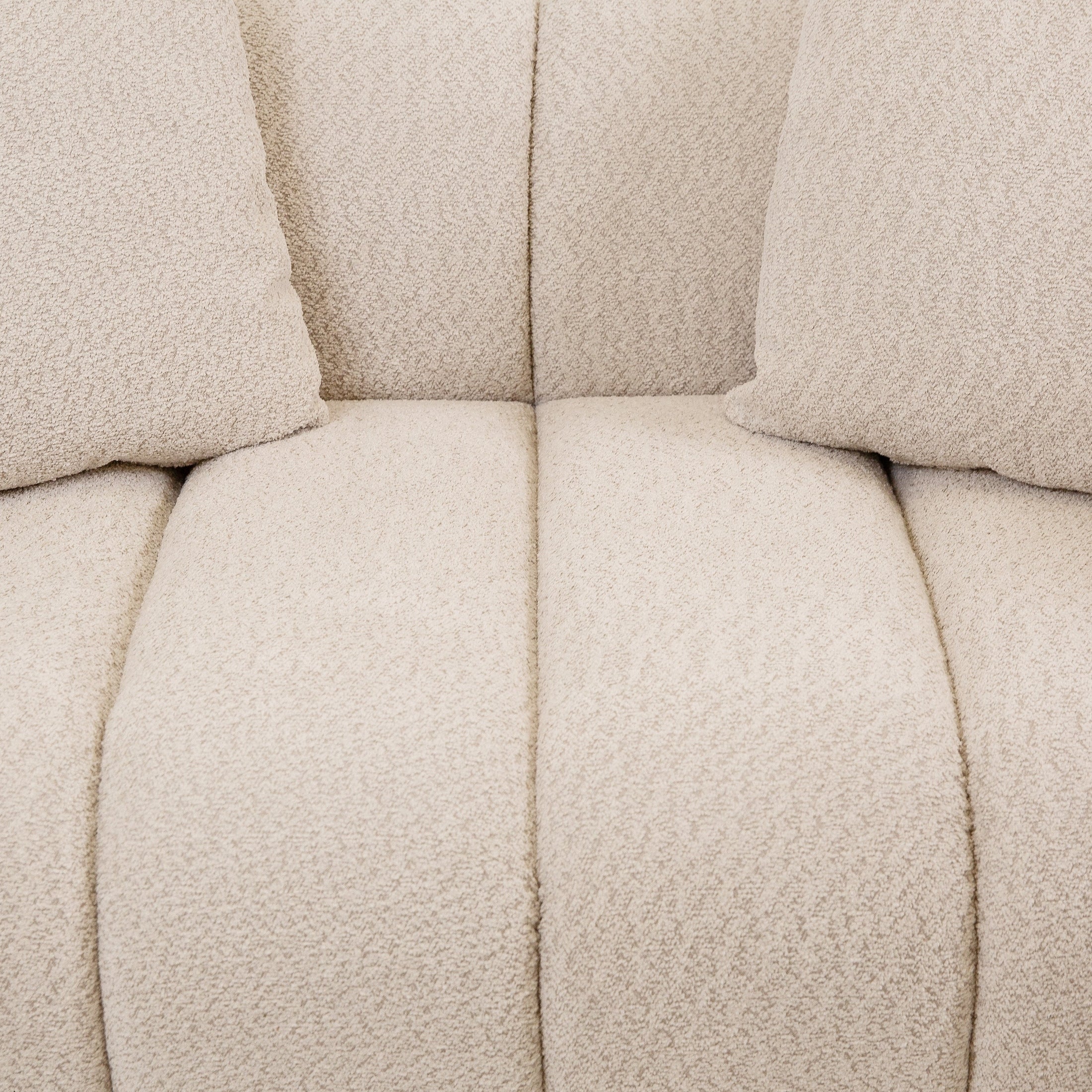 Adonis Loveseat w/2 Pillows - Camel - Image 7