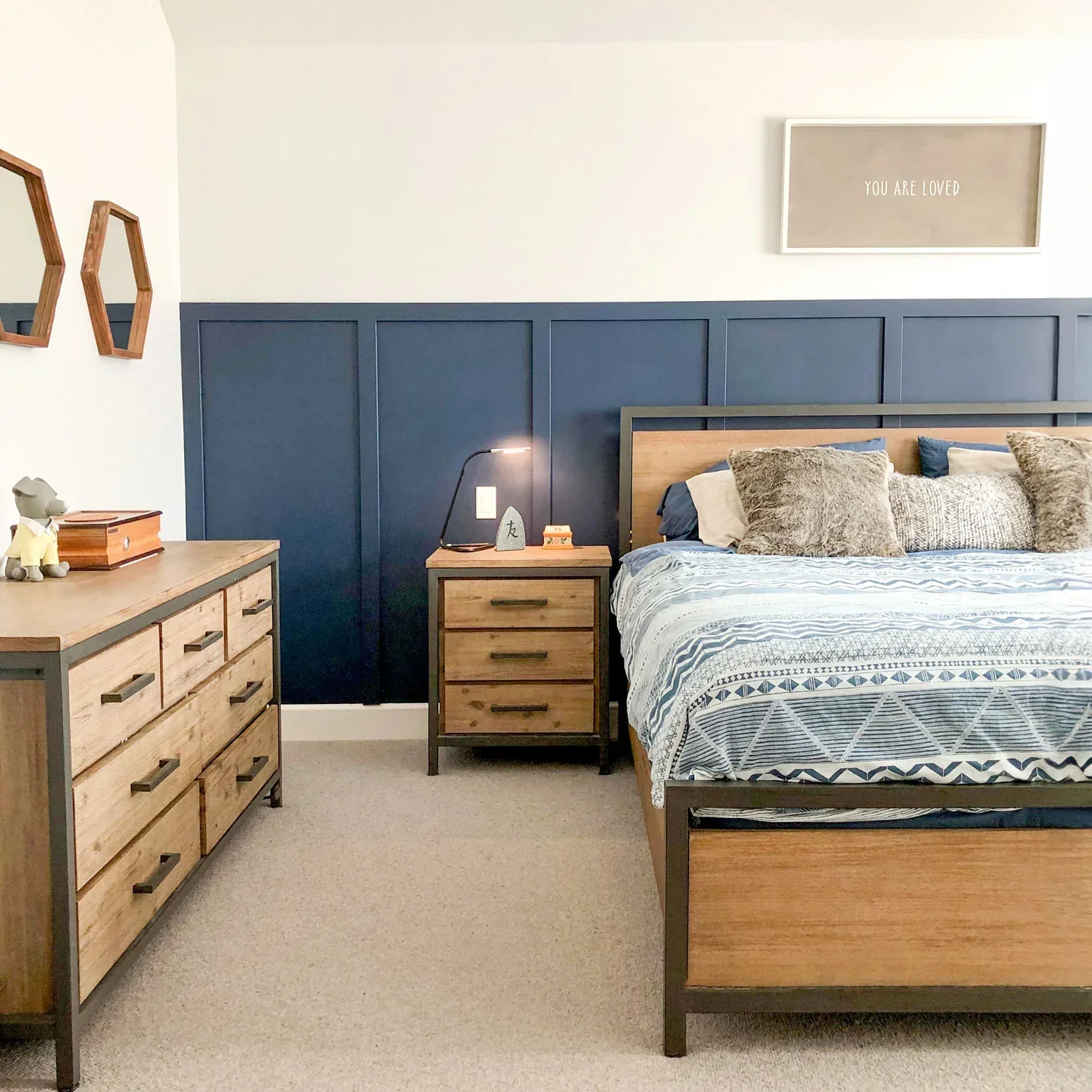 Alvado Bed - Image 6