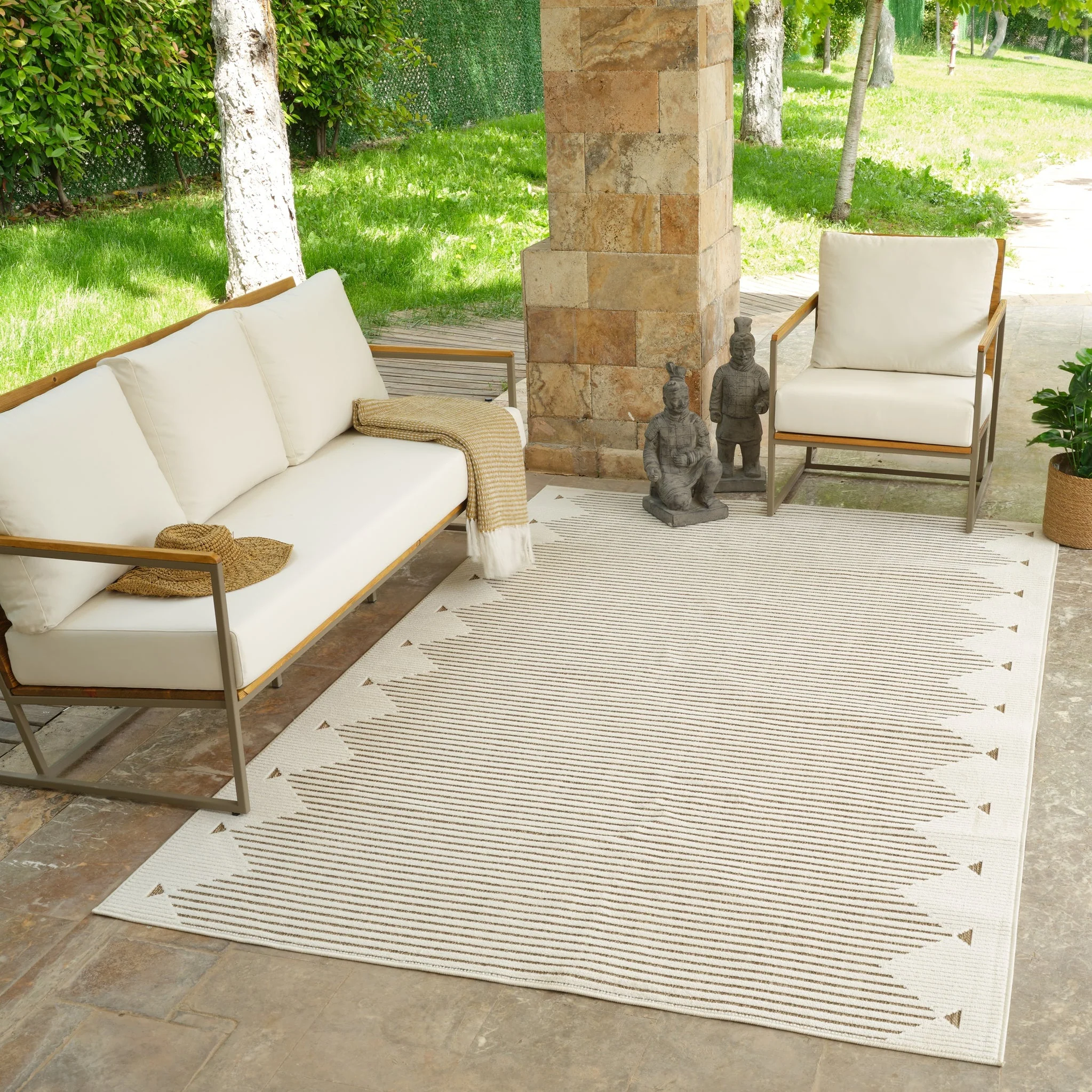 Aurora Beige Tribal Stripe Rug – 5 x 7' - Image 5