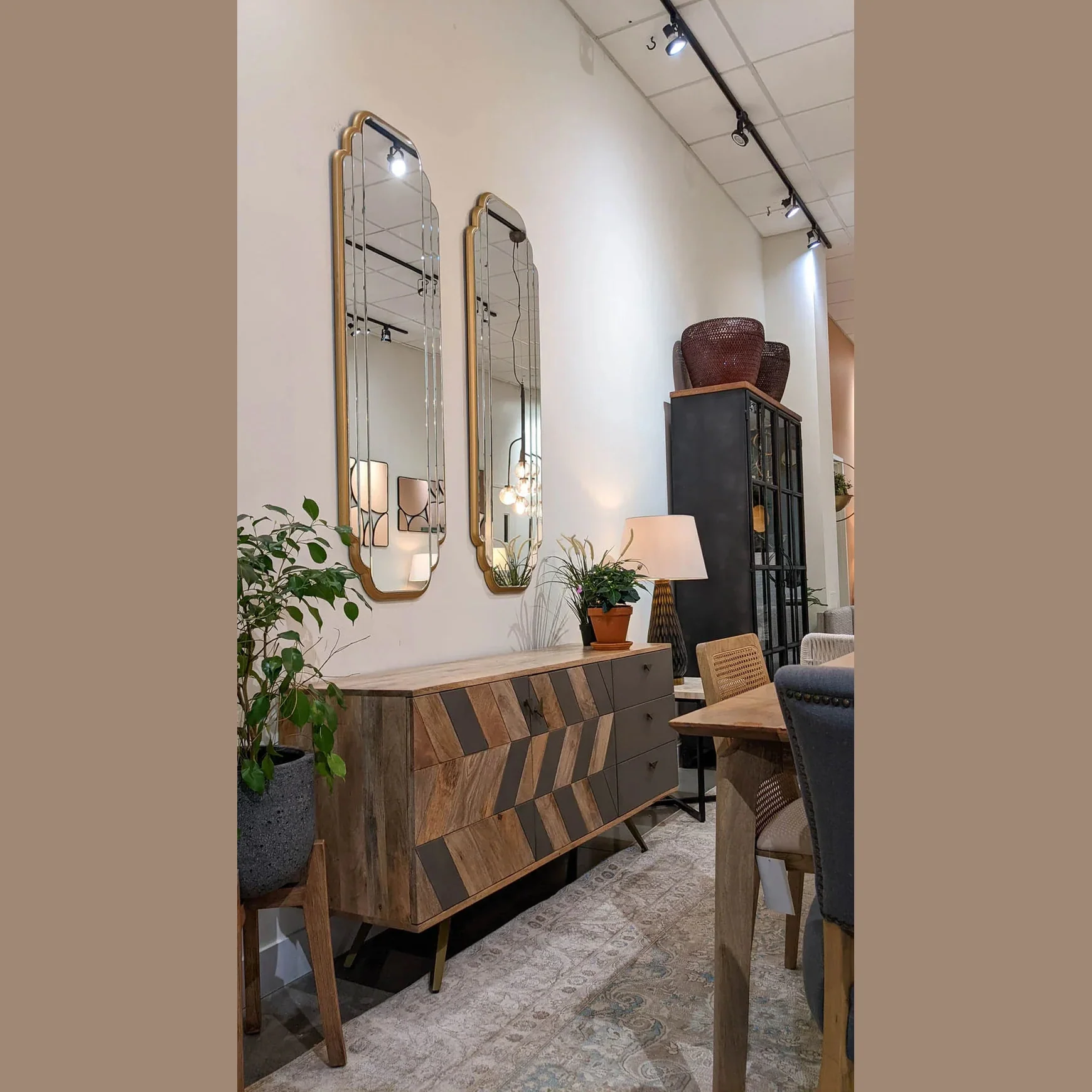 Dalwyn Sideboard - Image 15