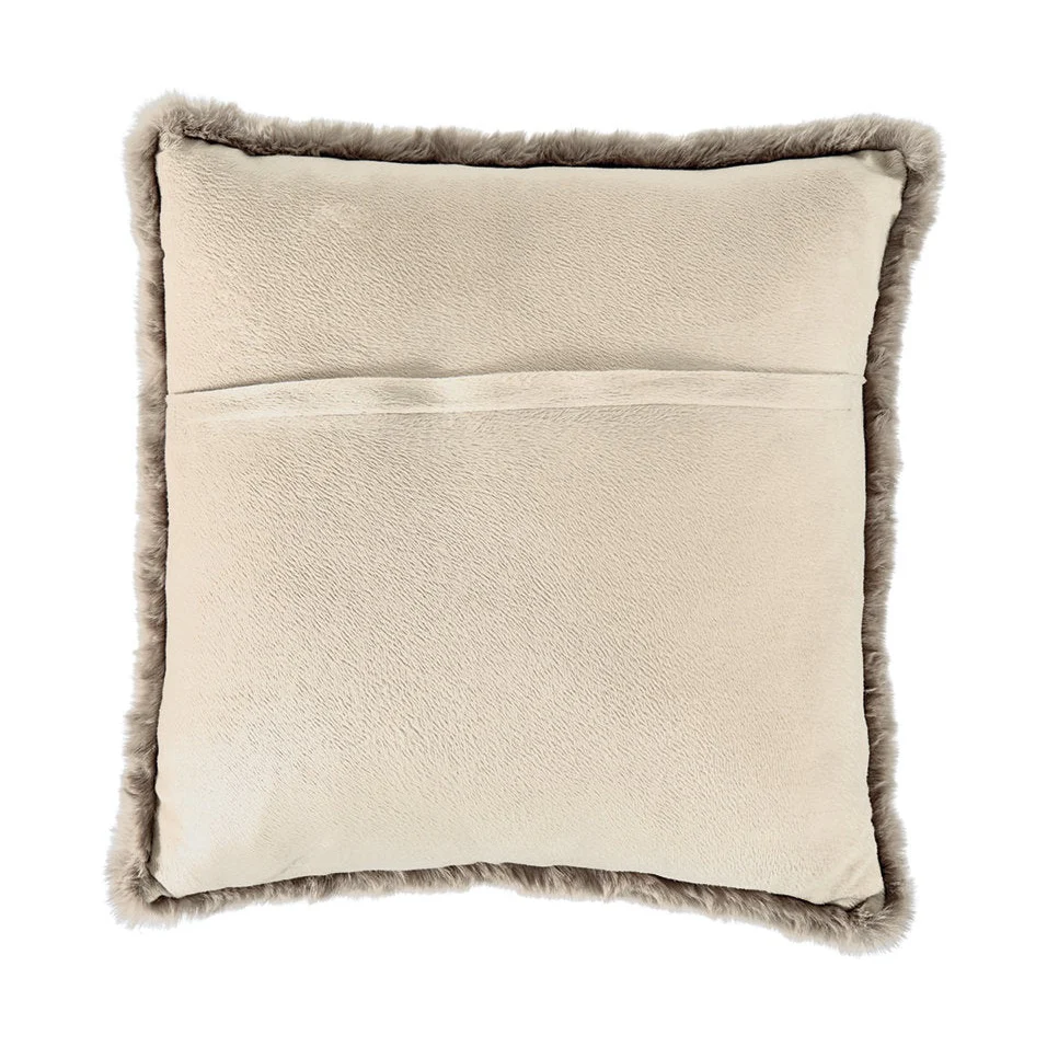 Gariland Pillow - Image 4