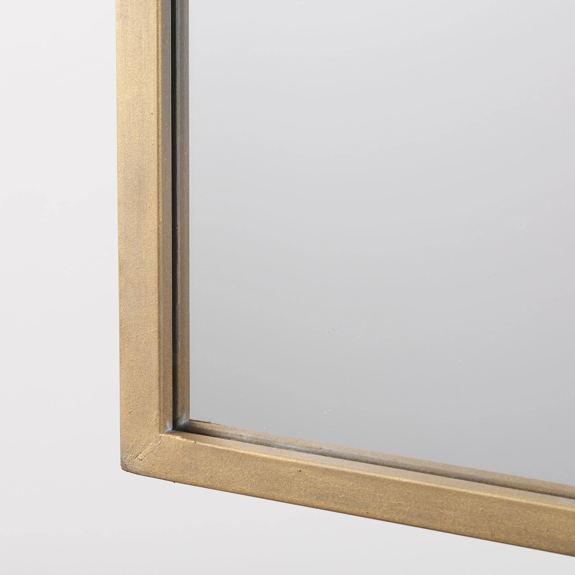 Giovanna Gold Metal Frame Pointed Arch Vanity Mirror - Image 5