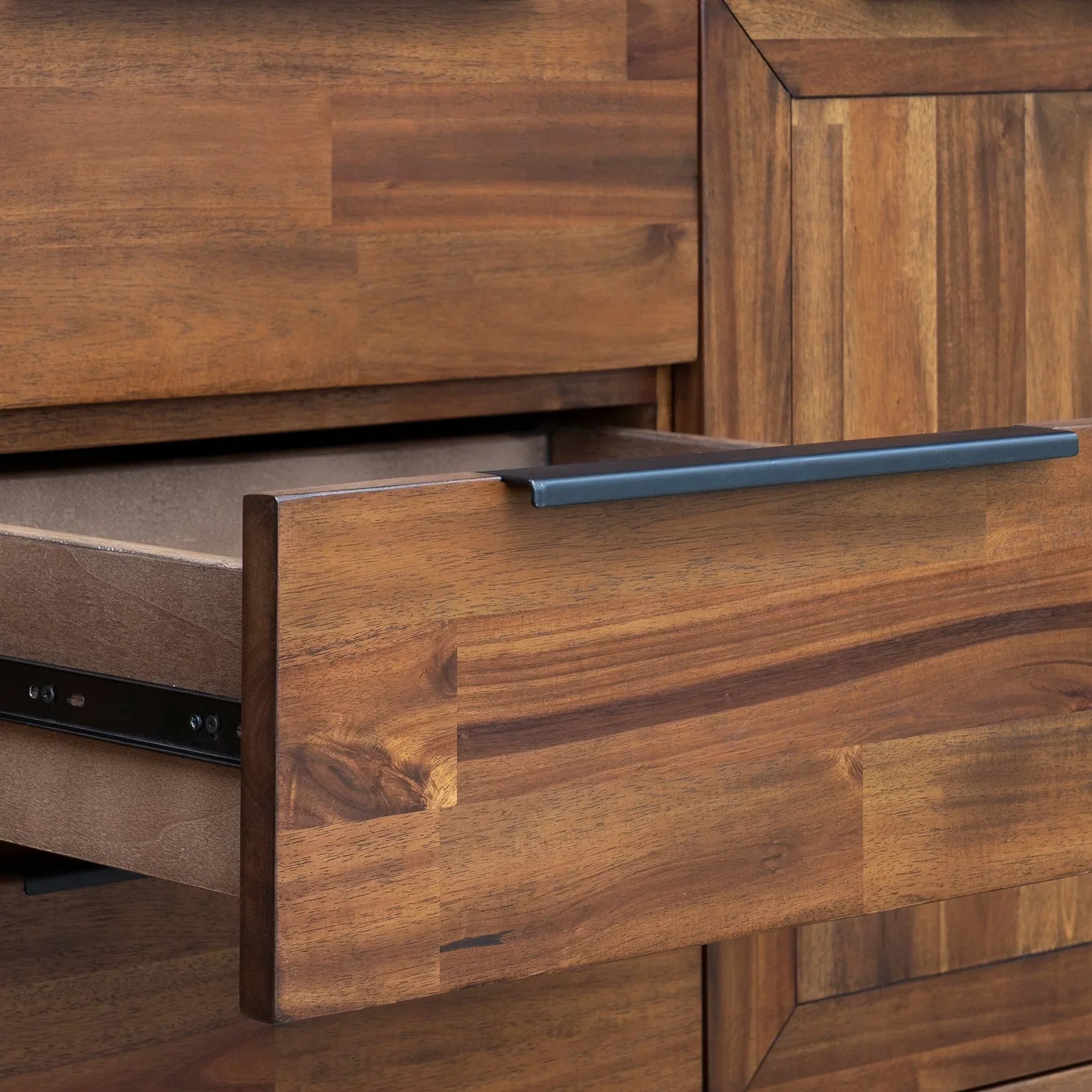 Helsa Sideboard - Image 6