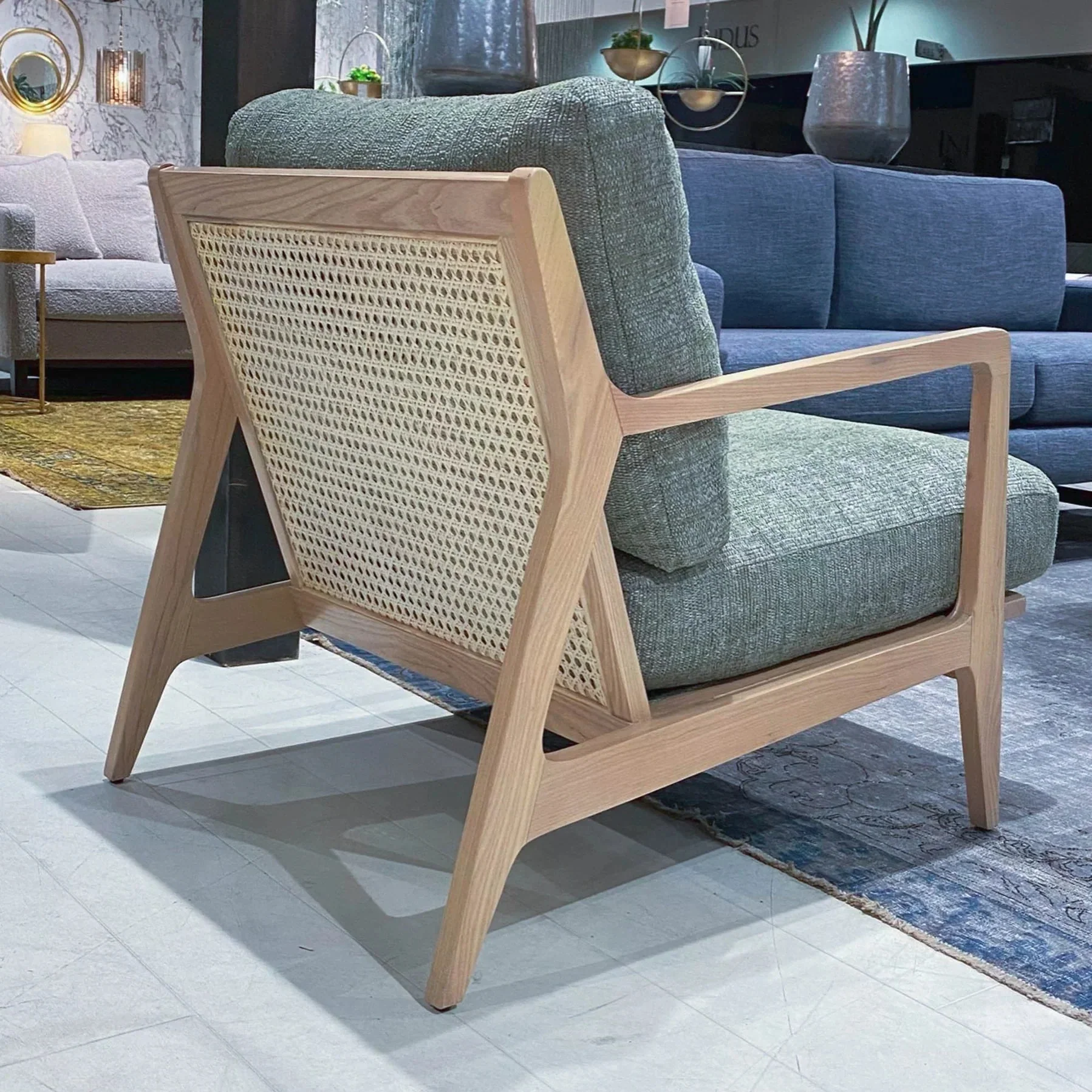 Hespera Vegas Lawrence Arm Chair - Image 4