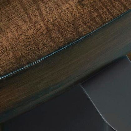Kraeburn Round End Table - Image 7
