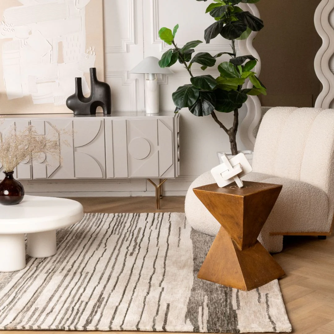 Leela Grey Modern Brushstroke Patterned Rug - Image 3
