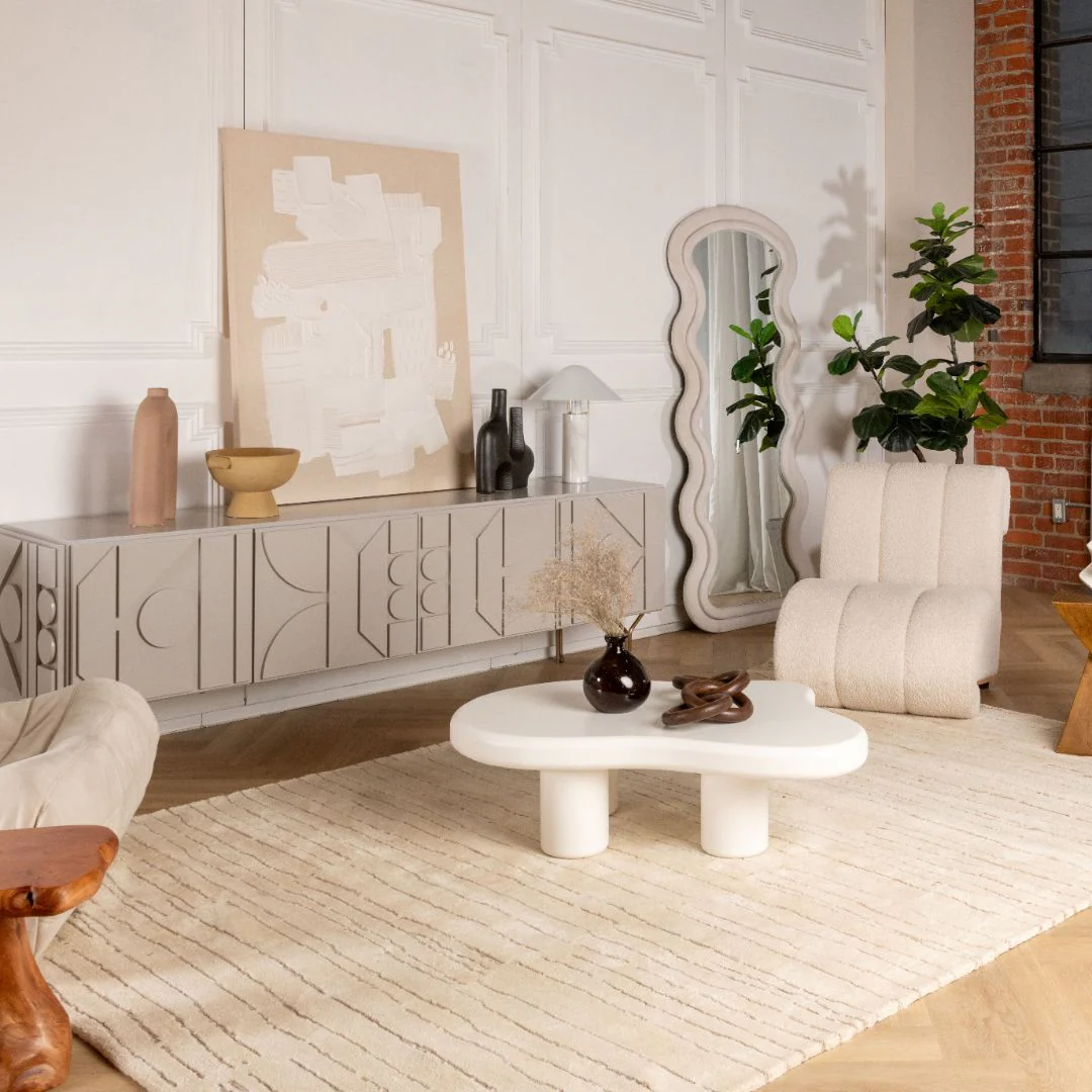 Leela Ivory Linear Modern Area Rug - Image 2