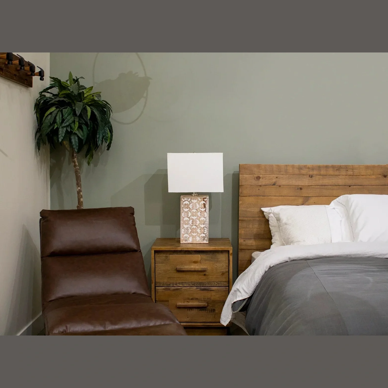 Liora Blossom Lamp - Image 5