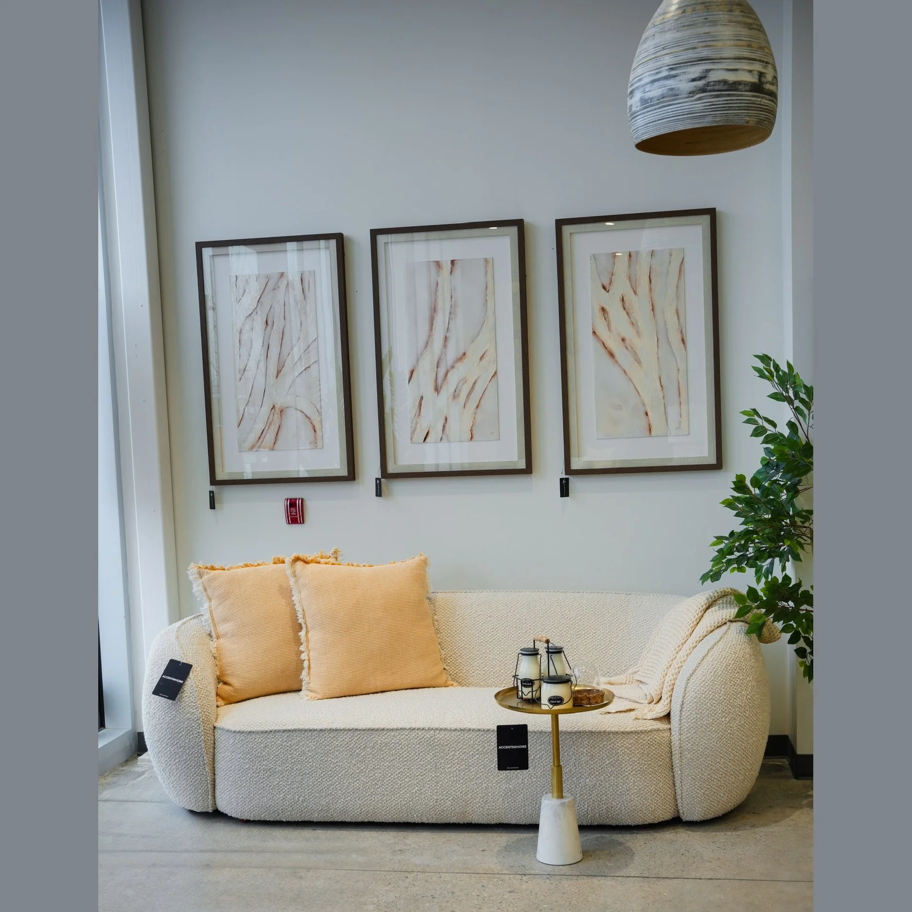 Moma Sofa - Image 6