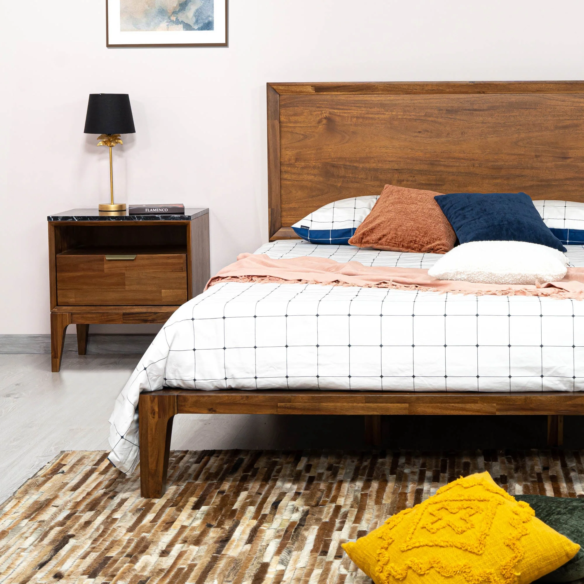 Natura Nightstand - Image 2