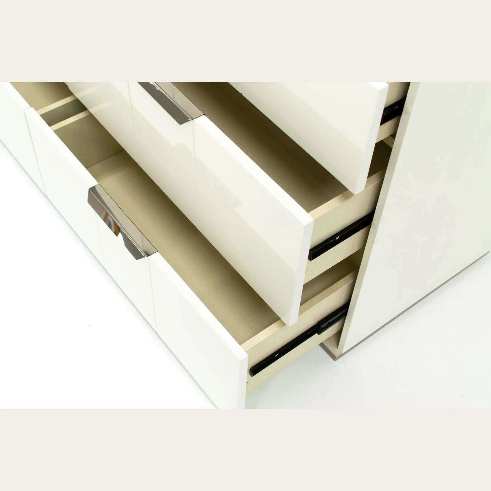 Patricia Bedroom Dresser - Image 5