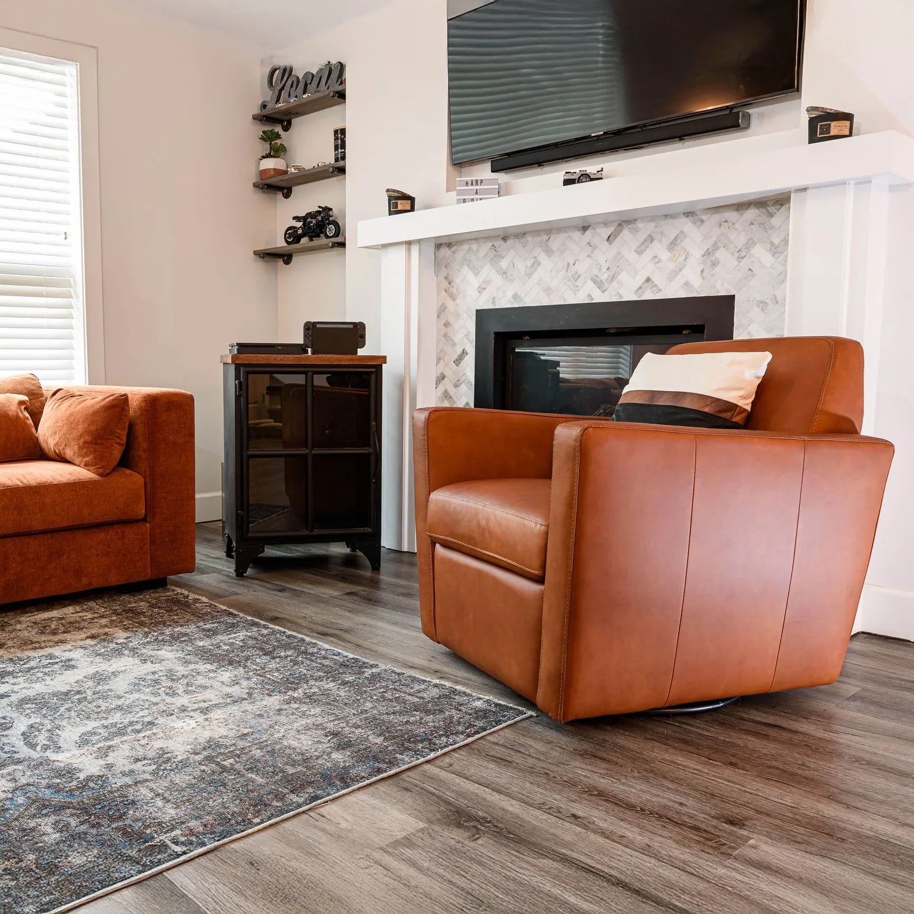 Pavari Side Table - Image 8