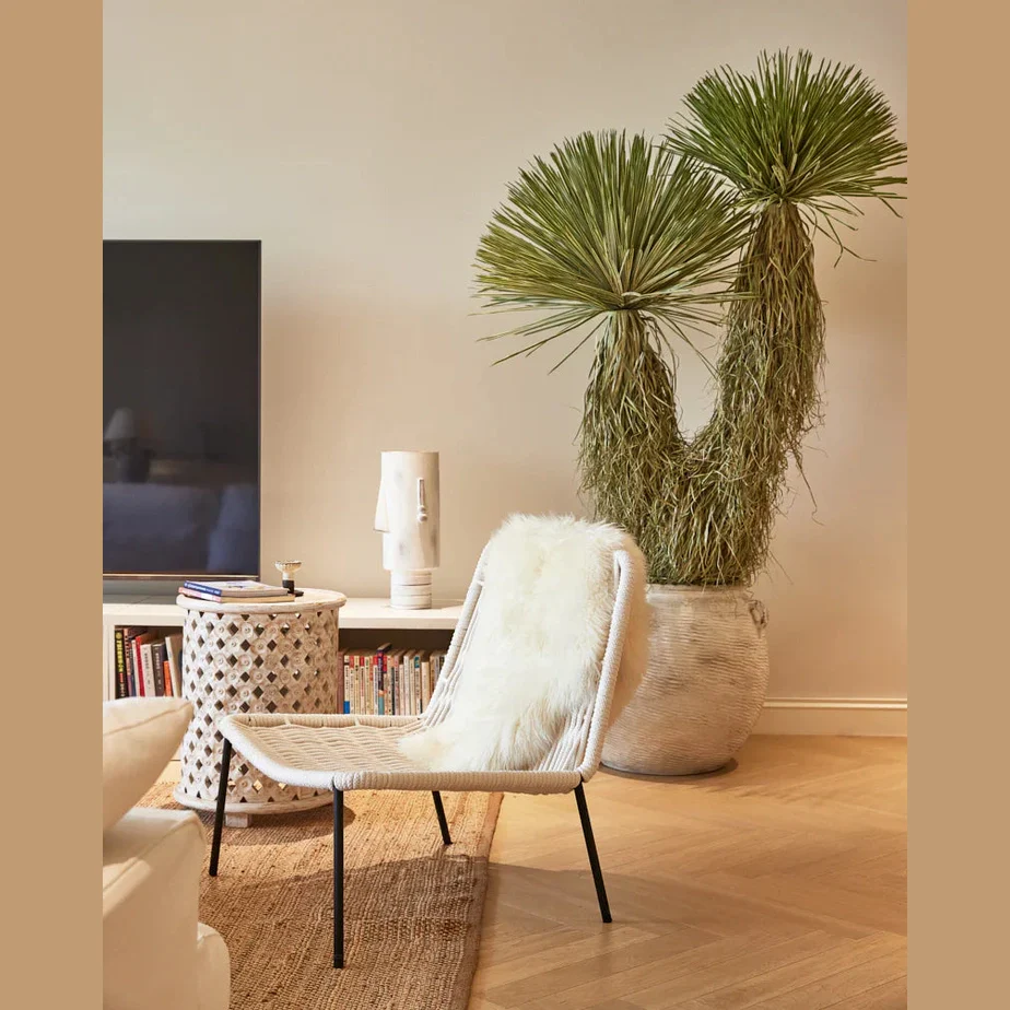Pendara Side Chair - Image 4