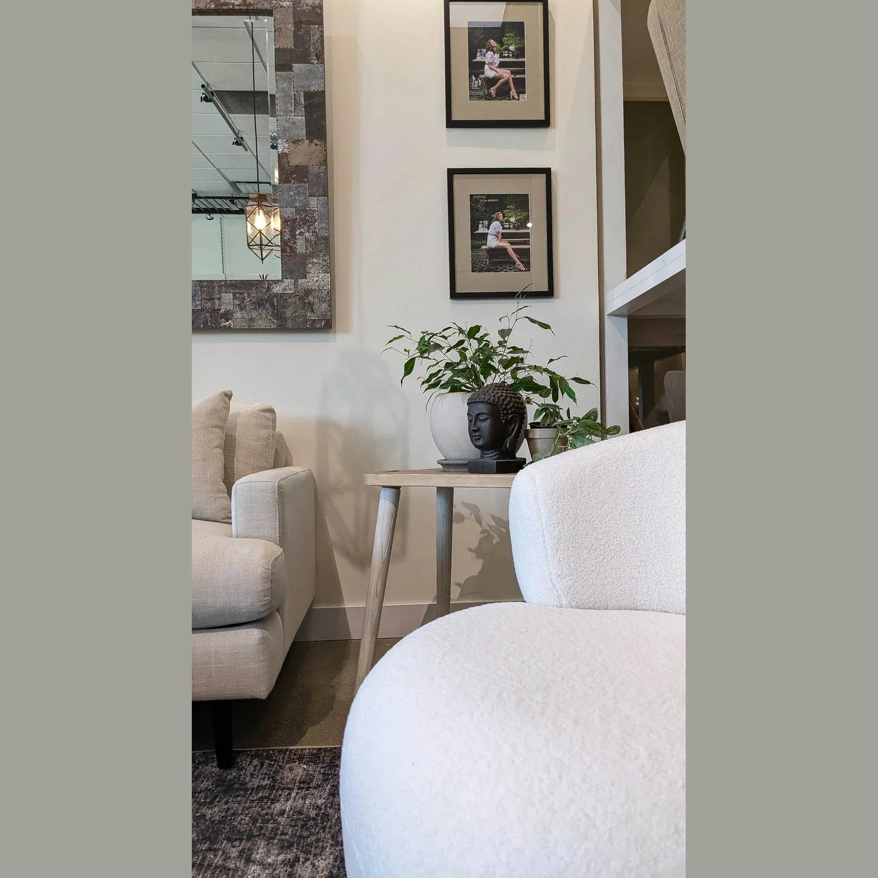 Quelden Side Table - Image 7