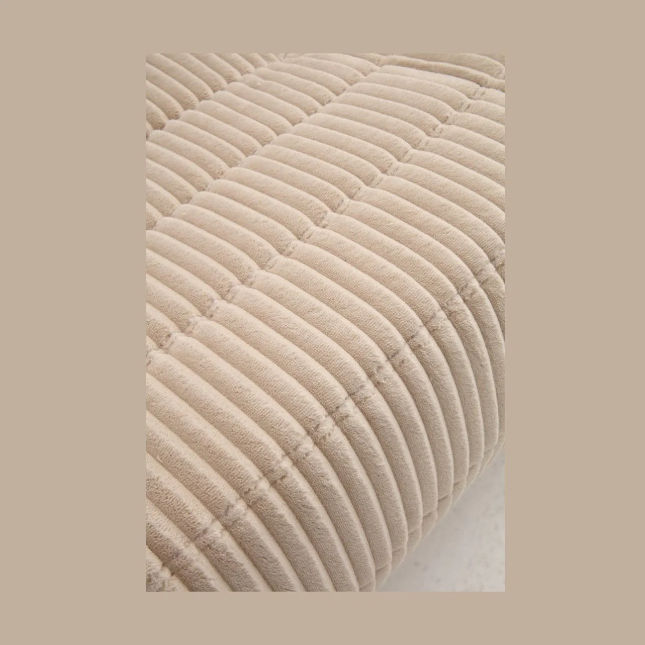 Riz Raz Accent Chair Final Sale - Image 8