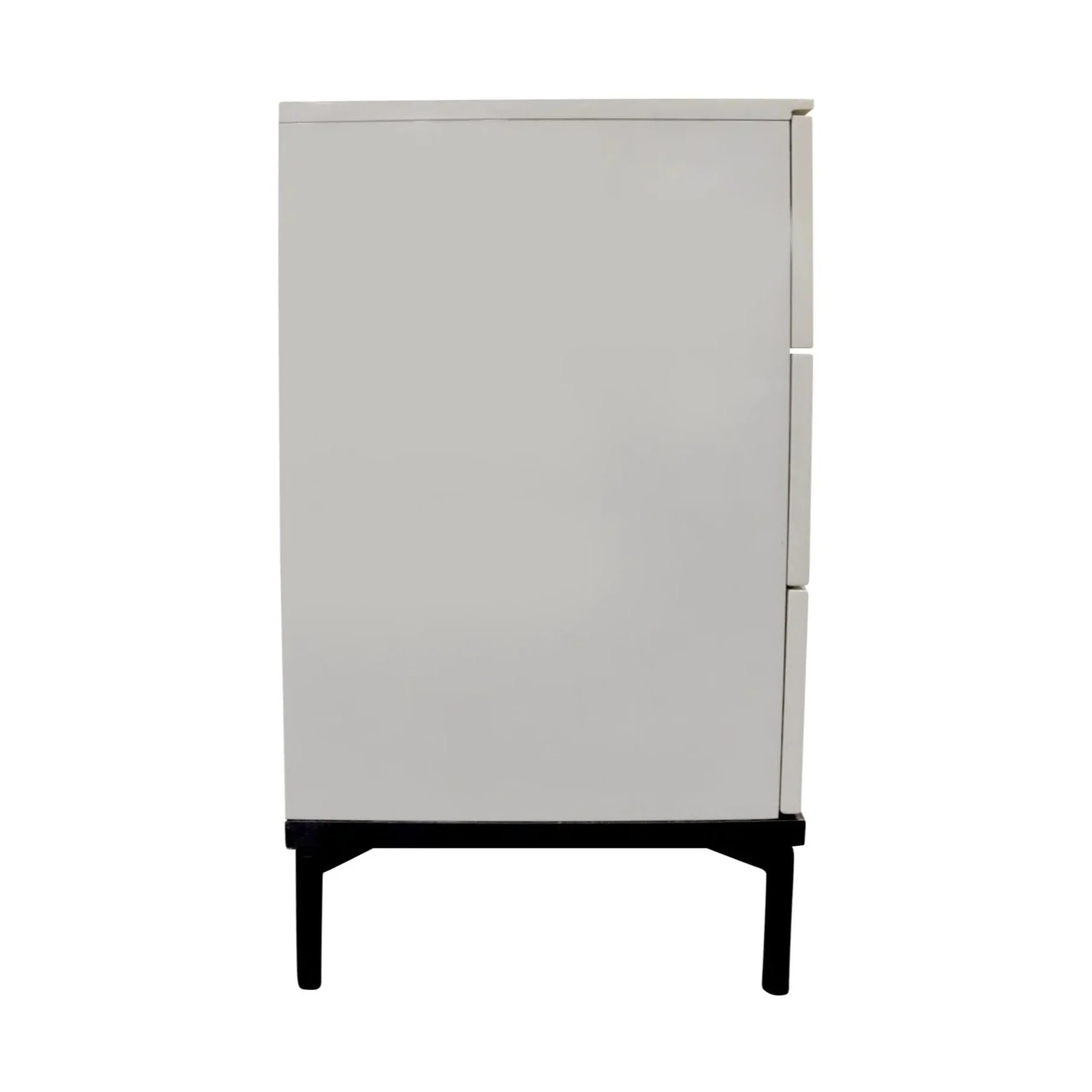 Savanna Bedroom Dresser - Image 5