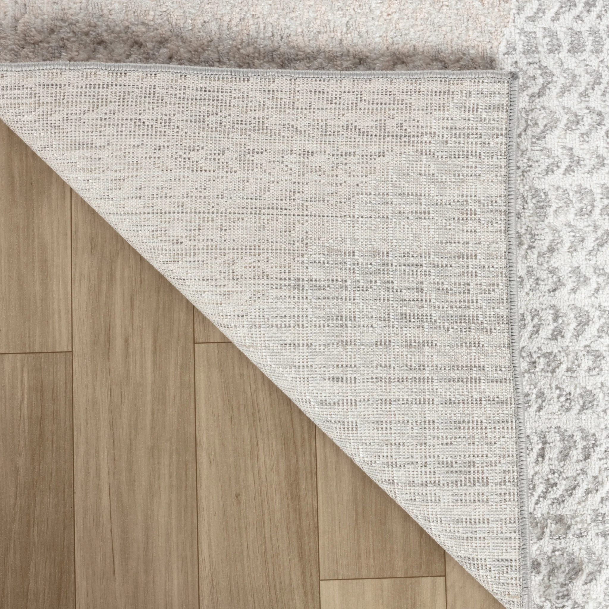 Siena Woven White Trellis Accent Rug - Image 5