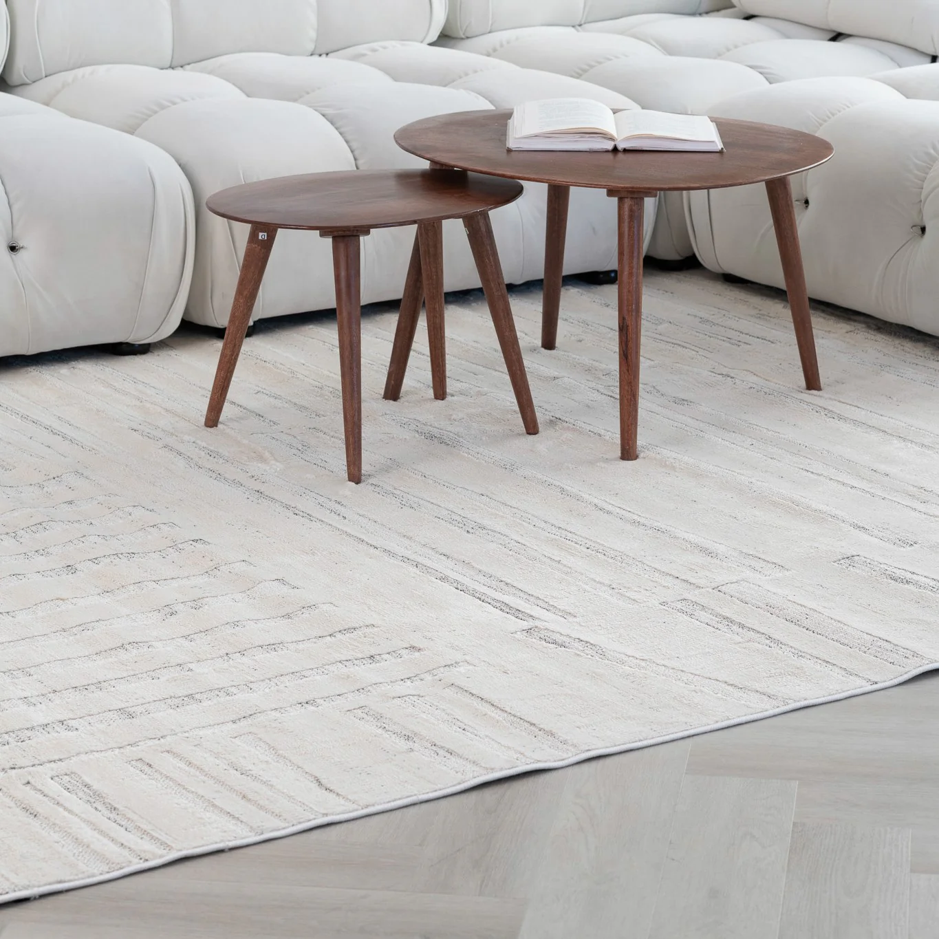 Tulum Beige Geometric Grid Area Rug - Image 2