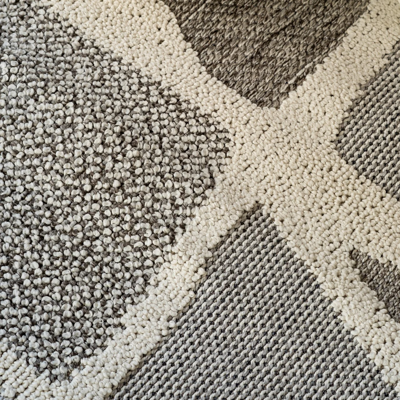Utopia Grey Abstract Marble Area Rug - Image 6