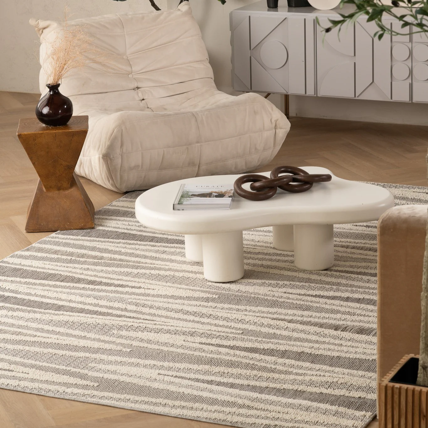Utopia Grey Distressed Geometric Area Rug - Image 3