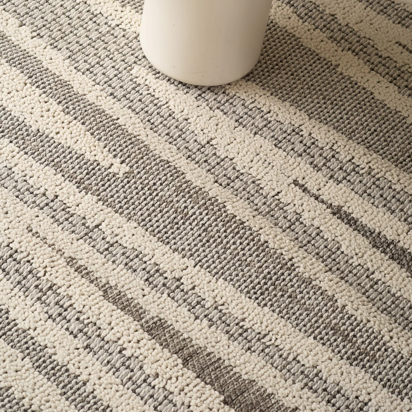 Utopia Grey Distressed Geometric Area Rug - Image 7