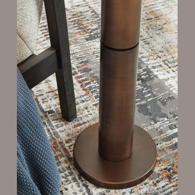 Wendfield Metal Floor Lamp - Image 4