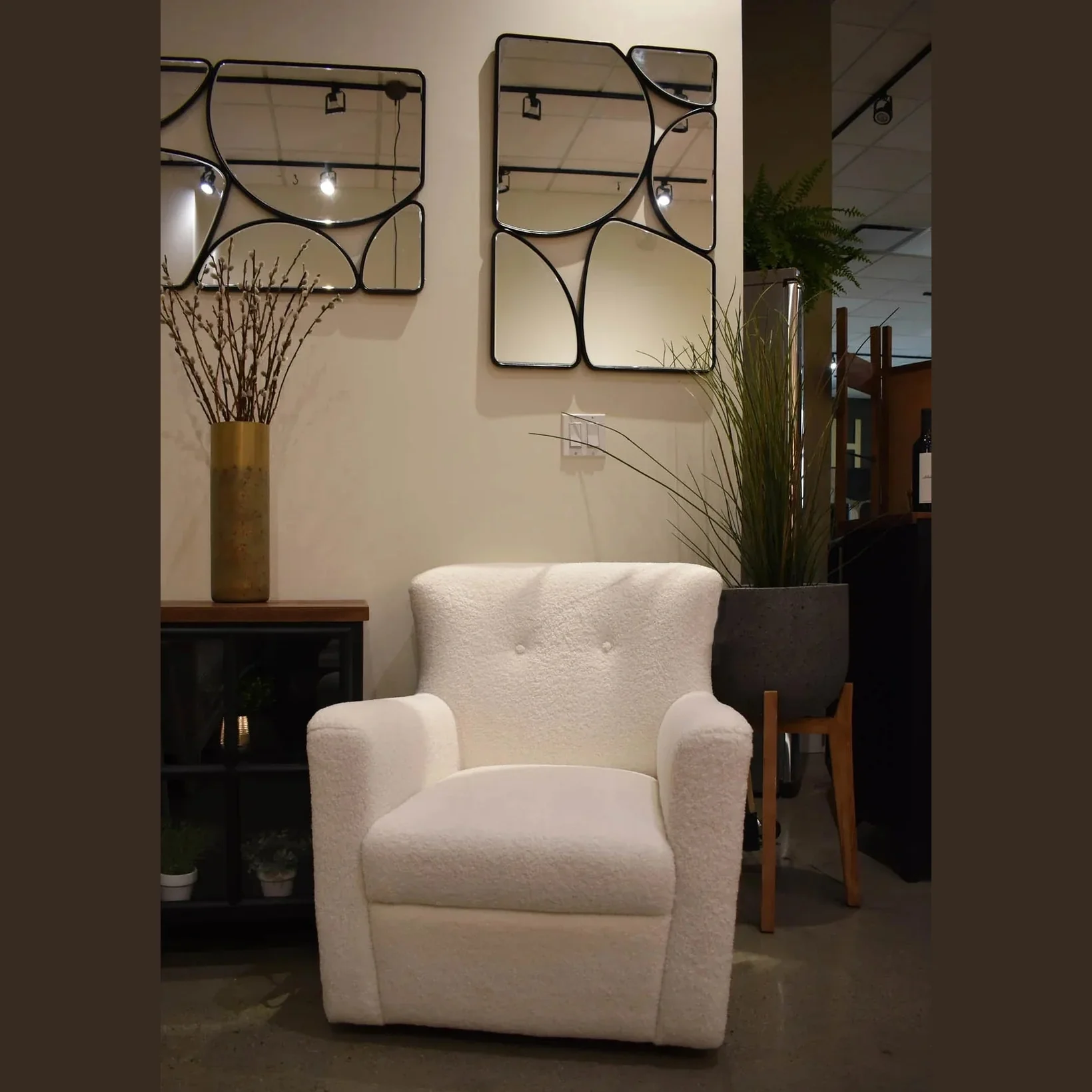Ysolde Mirror - Image 8
